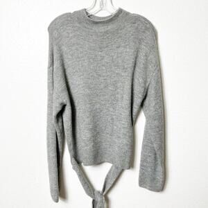 WAYF LIGHT GREY TIE WAIST WOMEN SIZE MEDIUM TIE IN FRONT SWEATER NEW